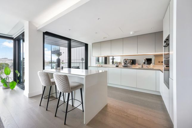 Apartment 80 The Dumont 27, Albert Embankment, London photo 3