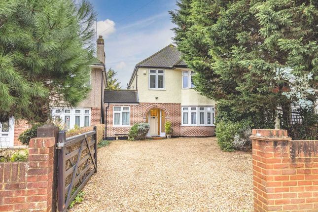 Thumbnail Detached house for sale in Langley Road, Langley