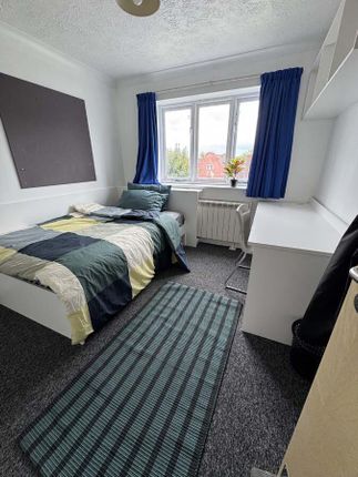 3 Bed Classic, Pin Hill, Canterbury photo 5