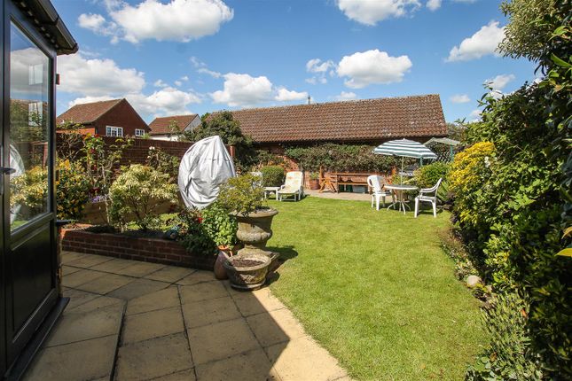 2, Littlebury Court, Brentwood photo 3