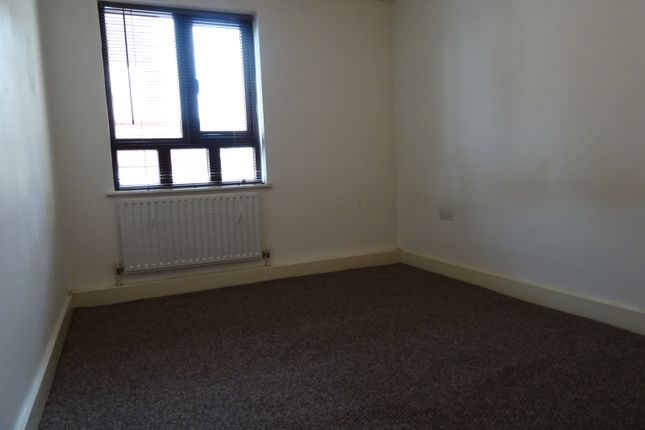 4, Moore, Woodlands Village, Wakefield photo 5