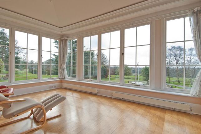 Shadwell Grange, 400, Shadwell Lane, Leeds photo 2
