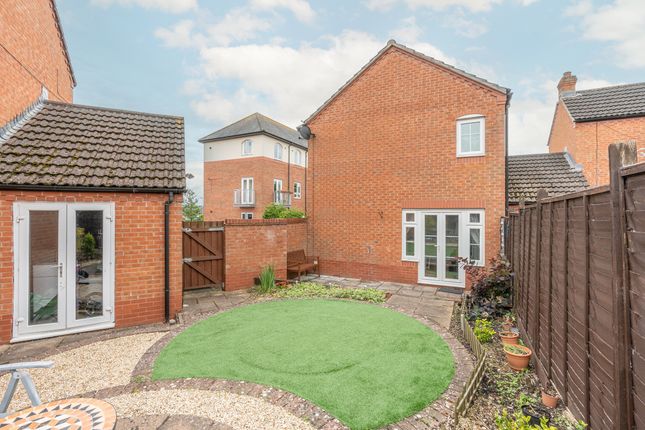 Detached house for sale in Sheaves Park, Southmead, Bristol