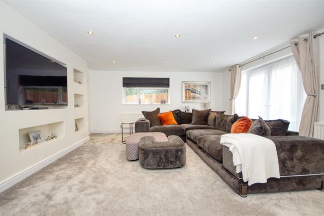 30, Oak Vale, Southampton photo 2