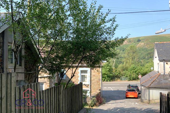 Pentwyn Coach House, Ebbw Vale photo 3