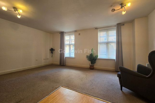 Thumbnail Flat to rent in Barton Street, Manchester