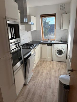 28C, Dalmeny Road, Tufnell Park photo 2