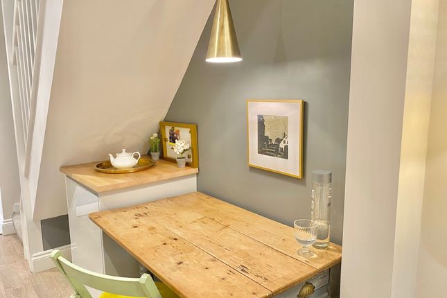 30, Henry Street, TRING photo 4