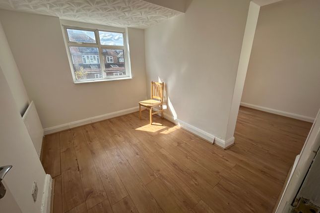Semi-detached house to rent in Stamford Close, Southall