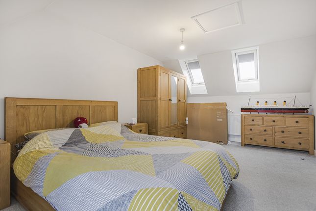 37, Candytuft Way, Didcot photo 4