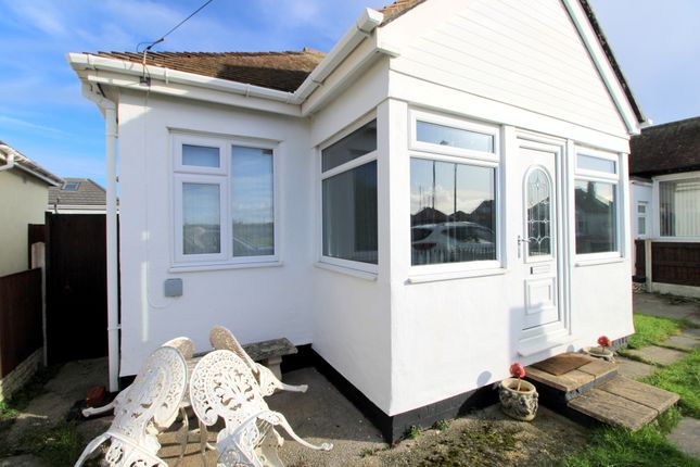 10, Woodside Avenue, Kinmel Bay photo 3