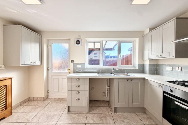 8, Sycamore Way, Loughborough photo 2