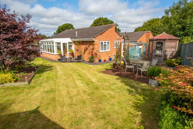 Thumbnail Bungalow for sale in Greenacres Close, Feniton, Honiton