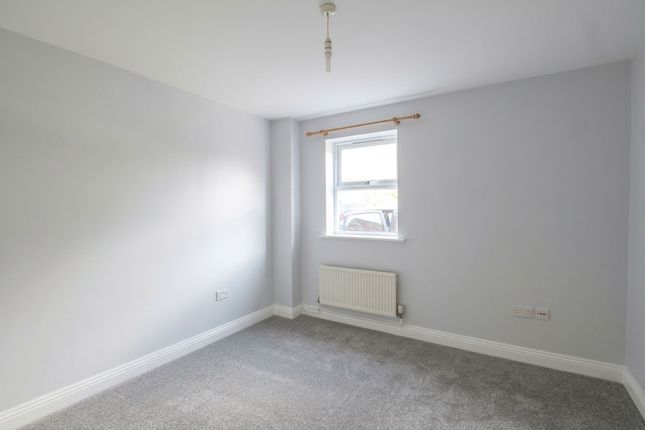 63 Millbrook Street, Gloucester photo 5
