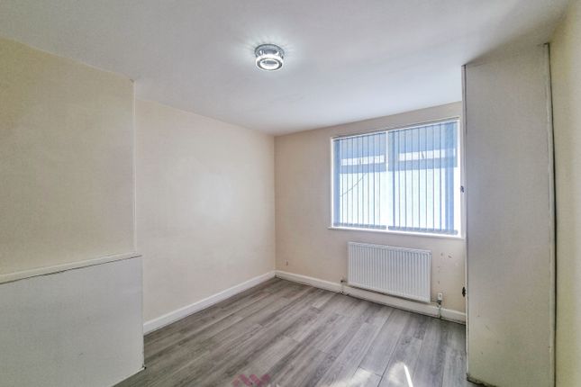 63, St Catherines Avenue, Doncaster photo 3