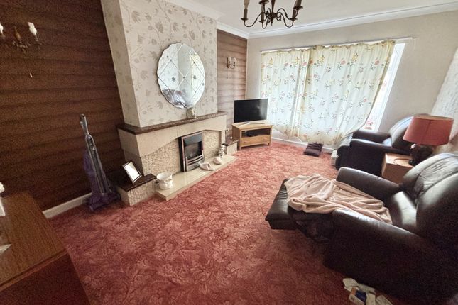 48, Elmwood Drive, Thornton photo 2