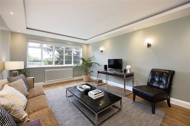 Thumbnail Flat for sale in Arundel Court, 41 Raymond Road, London