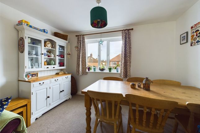 Flat for sale in Chequers Road, Gloucester, Gloucestershire