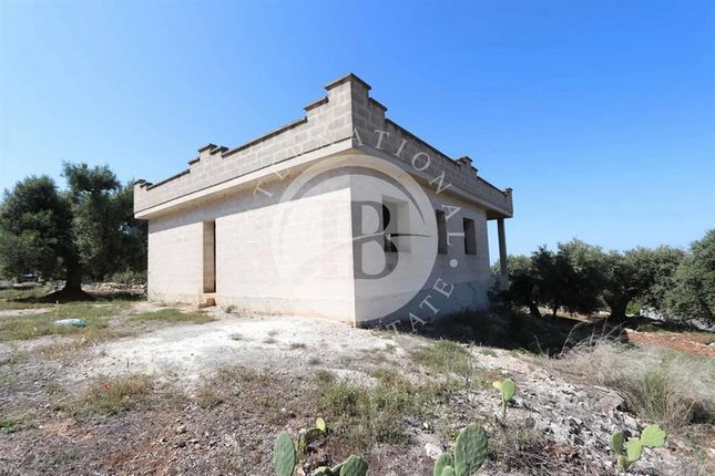 Villa for sale in Fasano, Puglia, 90020, Italy