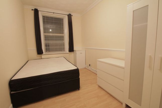 Thumbnail Room to rent in East India Dock Road, All Saints