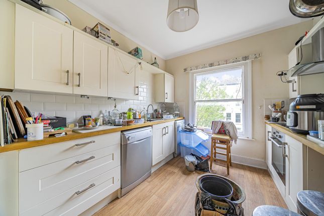 Flat for sale in Grosvenor Park, Tunbridge Wells, Kent