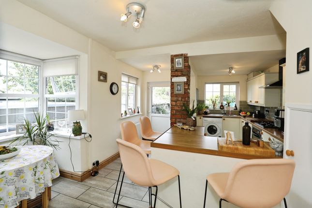 24, Oakwood Lane, Northwich photo 4