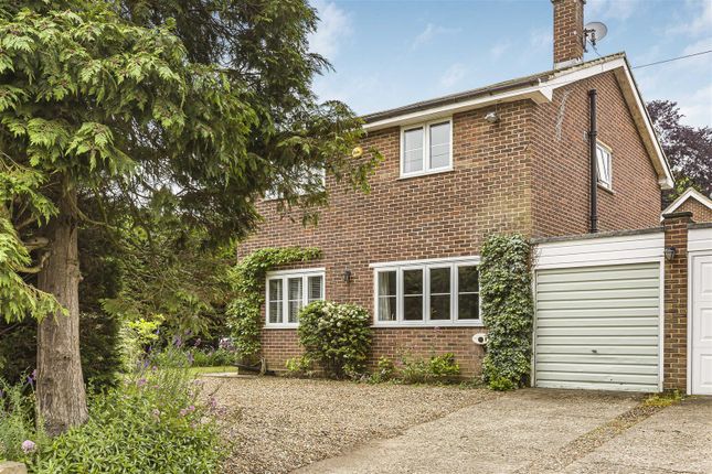 Thumbnail Link-detached house for sale in Beechwood Close, Hertford