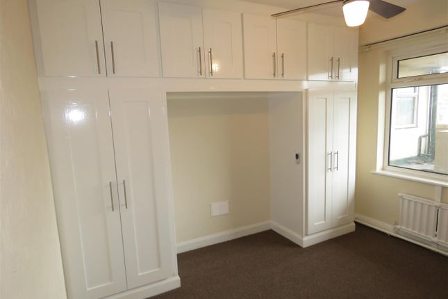 83, Regent Court, Sheffield photo 4