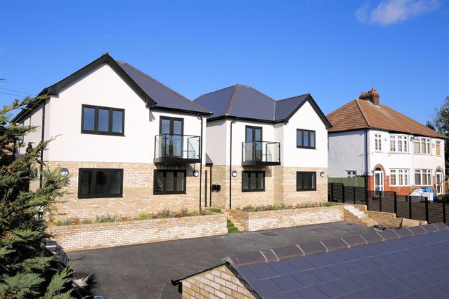 Thumbnail Flat for sale in Larsens House, Farm Hill Road, Waltham Abbey