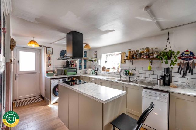 Okeford Cottage, Low Street, Worksop photo 3