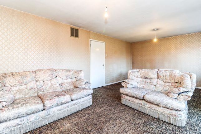 Beechcroft Croft Lane, Kings Langley photo 3