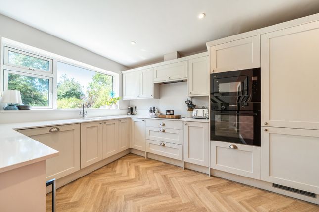 15, Warwick Close, Orpington photo 2