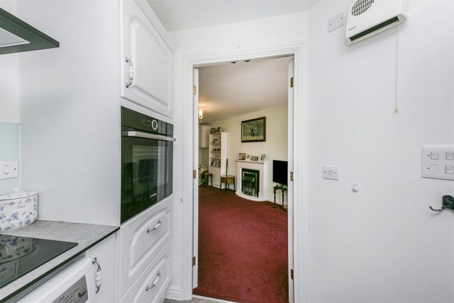 24 Beatty Court, Holland Walk, Nantwich photo 4