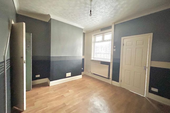 21, Fairhurst Street, Leigh photo 3