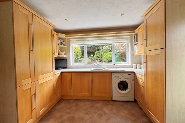 6, The Meadows, Leek Wootton photo 4