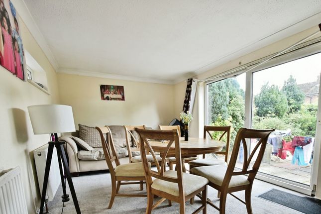 3, Reevey Avenue, Cheshire photo 4