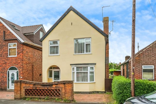 Thumbnail Detached house for sale in South Street, Giltbrook, Nottingham