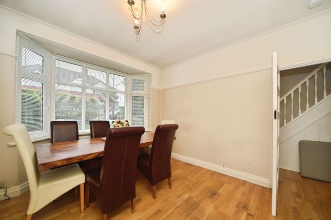 Dairsie Road, London photo 4