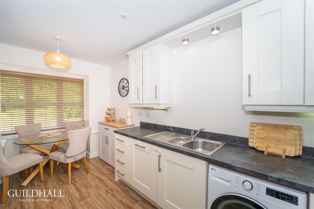 28, Larch Lane, Preston photo 5