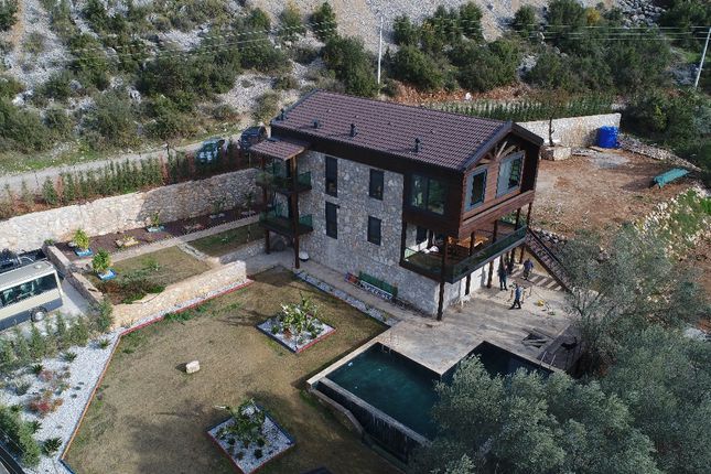 Farmhouse for sale in Yeşilüzümlü, Fethiye, Muğla, Aydın, Aegean, Turkey