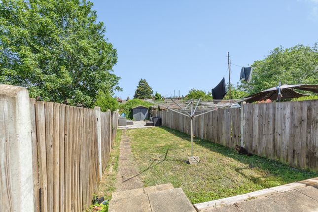 47, Glencoe Road, Chatham photo 4