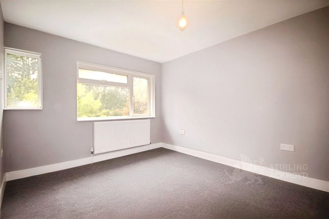 Room 2, 189, Applegarth Avenue, Guildford photo 3