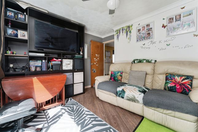 57, Woodcutters Way, Brandon photo 4