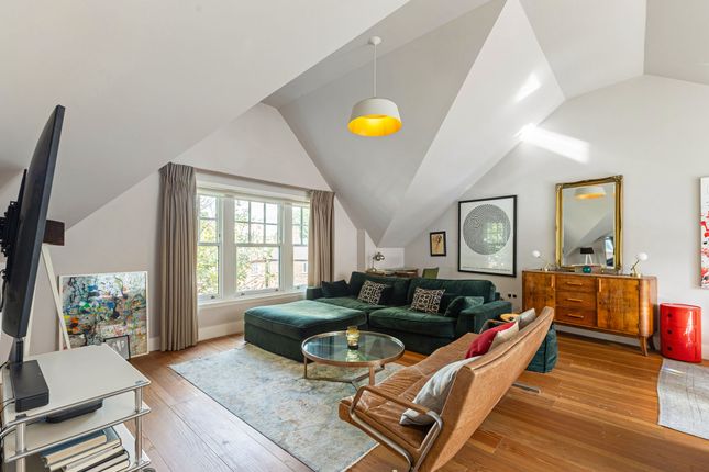 17, Foundry Mews, London photo 2