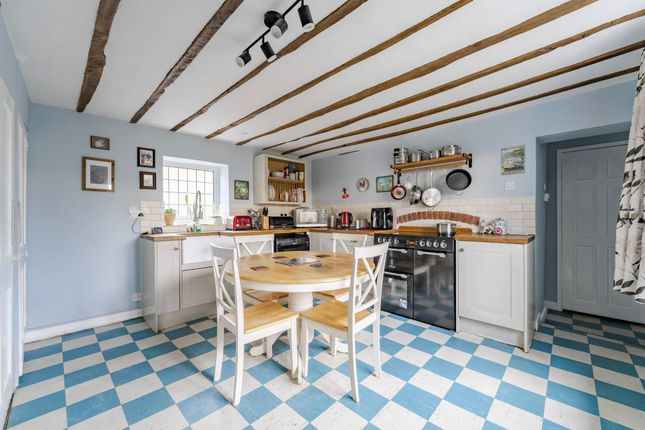 10 Church Lane, Thetford photo 2