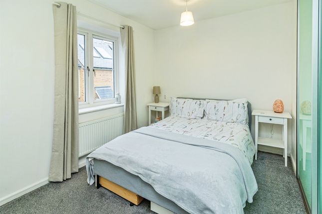 13, Antonia Way, MILTON KEYNES photo 4