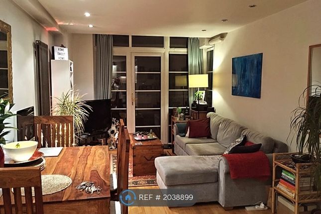 Flat to rent in Barrhill Road, Streatham Hill
