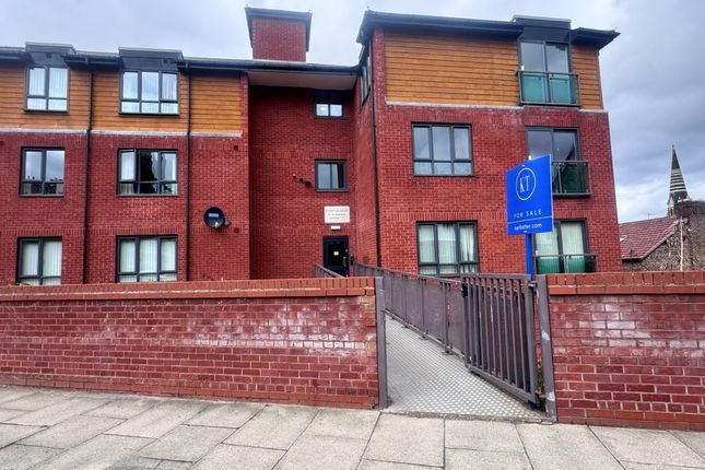 Flat 14 Atherton House, Albion Street, Wallasey, Merseyside, CH45 9LE photo 5