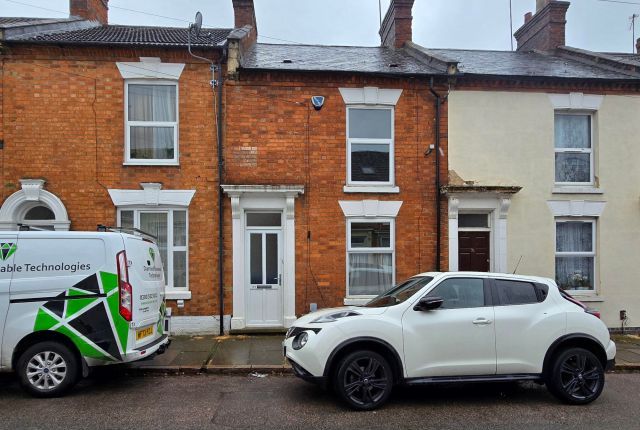 Thumbnail Terraced house for sale in Lower Thrift Street, Abington, Northampton