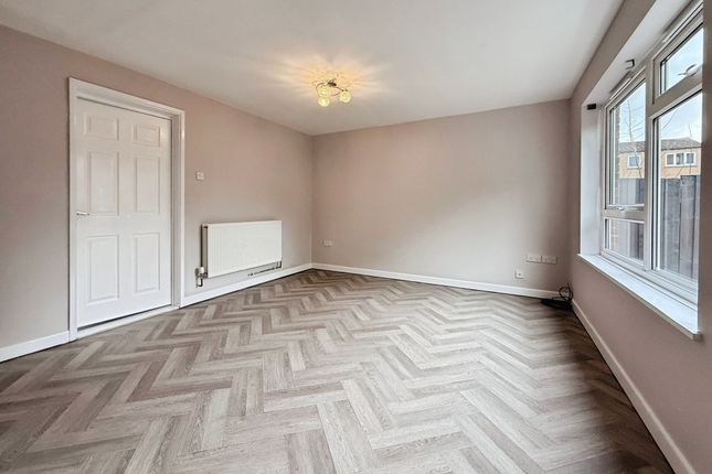 76 Boulton Grange, Telford photo 3